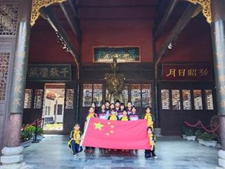 山门镇横溪中学开展“想念革命先烈 传承红色基因”实践运动