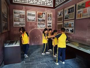 山门镇横溪中学开展“想念革命先烈 传承红色基因”实践运动