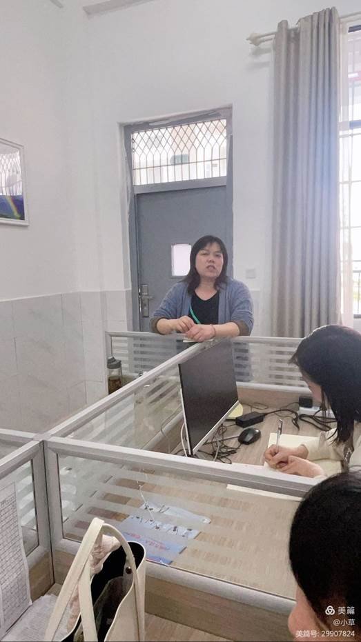 深挖课程标准 把握中考趋势———白仓镇芙蓉黉舍英语学科组教学研讨运动