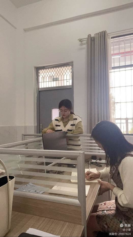 深挖课程标准 把握中考趋势———白仓镇芙蓉黉舍英语学科组教学研讨运动