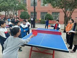 邵阳县下花桥镇中间完全小学开展“阳光少年”体育活动会