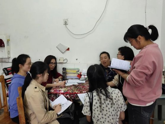 宝剑锋从磨砺出 梅花香自苦寒来║邵东市城区第一完全小学举行实习教师汇报课运动