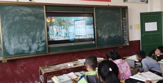 洞口县茶场黉舍结合“六零”创建打好五一假安全提前量