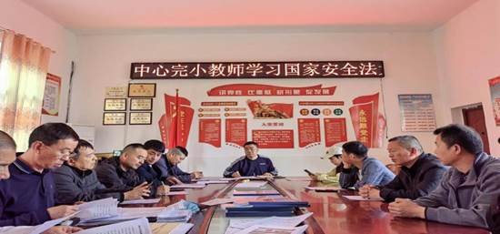 国家安全，人人有责--记2022年霞塘云中间完小联合支部开展“全民国家安全教育宣传日”运动