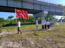 新宁县白沙镇中间小学开展暑期防溺水家访运动