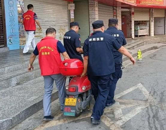 专项整治 安全护航║邵东市城区一完小交通专项整治动真格