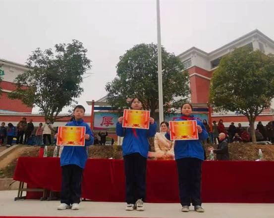 落实“双减”强体质 六小学子绽风采