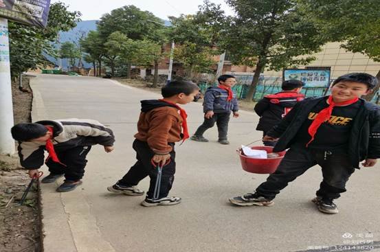 2022年河伯乡源头小学“学习雷锋”运动总 结