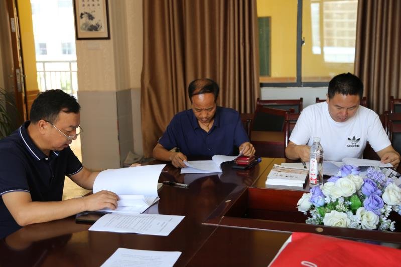 洞口县思源实验黉舍正视教后科研