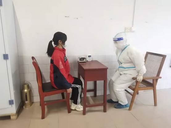 洞口四中开展疫情防控应急演练