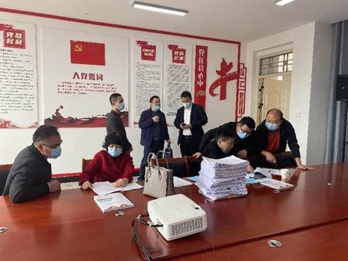 市教育局向导到邵阳县督查疫情防控工作