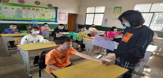 疫情防控应急演练 共筑安全防线—白仓镇中乙小学疫情防控应急演练活动