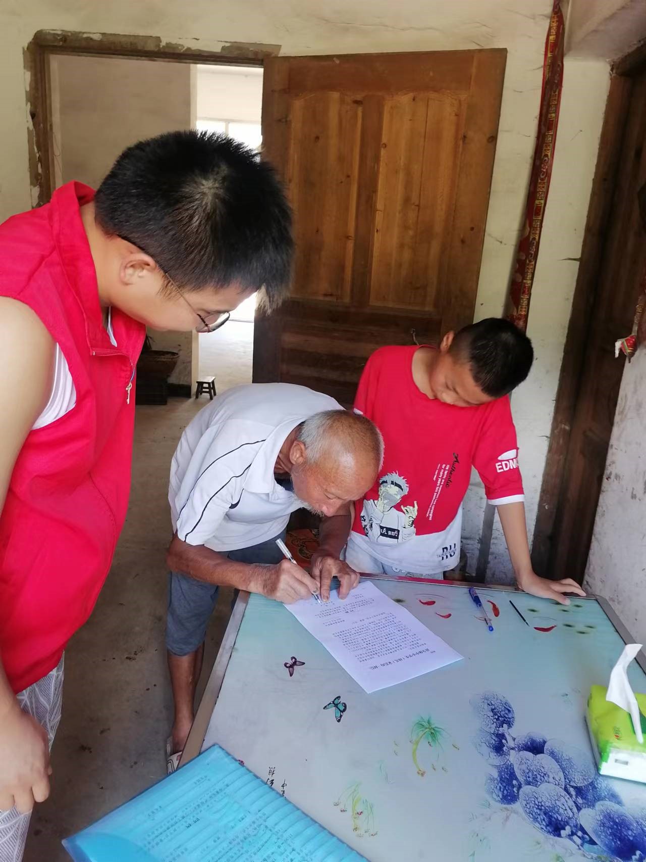 暑期安全教育“千师访万户”我们在行动