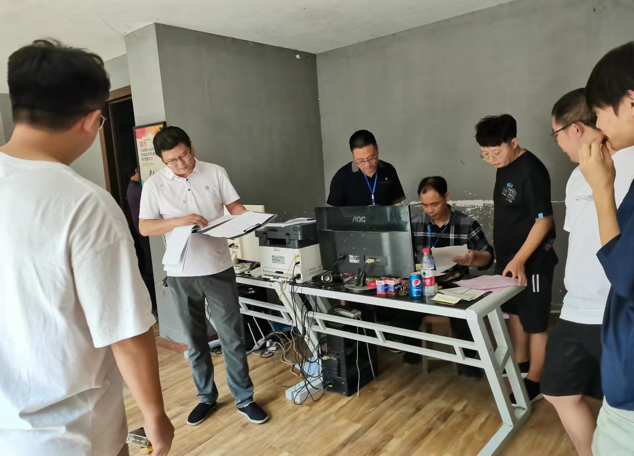 邵阳县：着力打好属地整治和行业监管“组合拳”，重拳出击，严惩学科类违规培训。