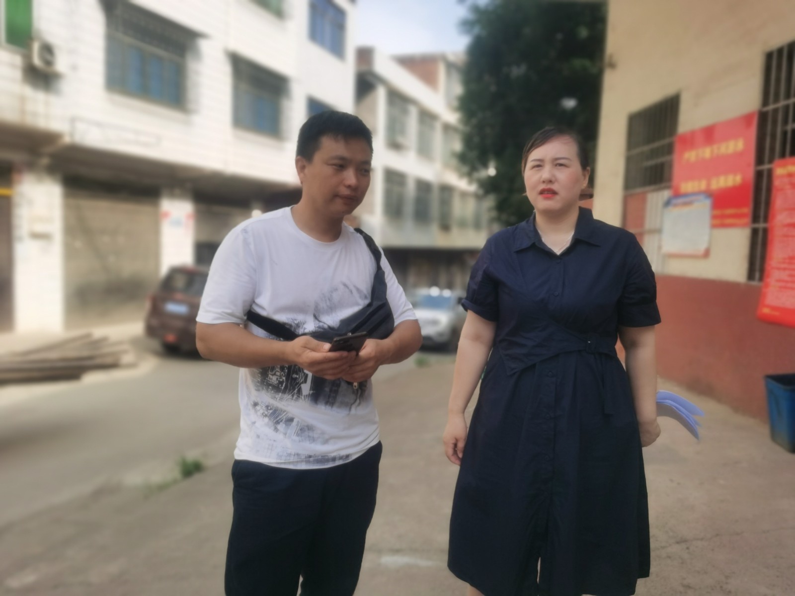 邵阳县下花桥镇中心完全小学党支部开展“千师访万户”防溺水安全家访工作