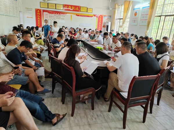 邵阳县塘渡口镇玉田中学拉开了教师暑假培训的帷幕