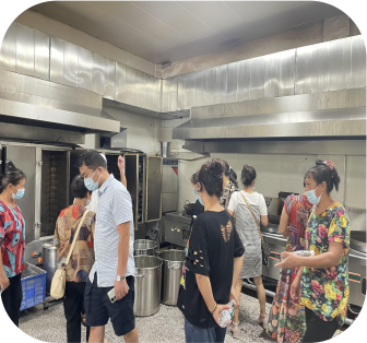 白仓镇中心完小  “加强学校食堂管理，筑牢食品安全防线” ——学习交流活动总结