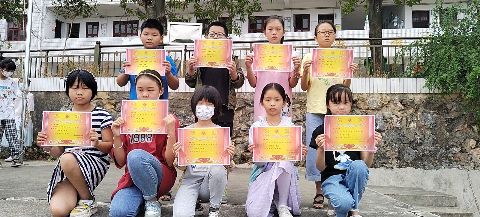 新宁县白沙镇中心小学举行2022年秋季开学典礼