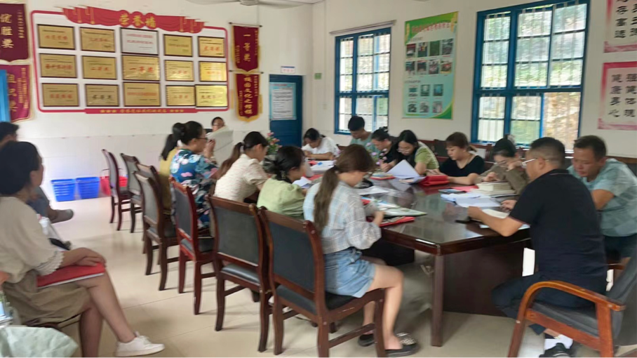 新宁县清江桥乡中心小学防溺水工作在行动