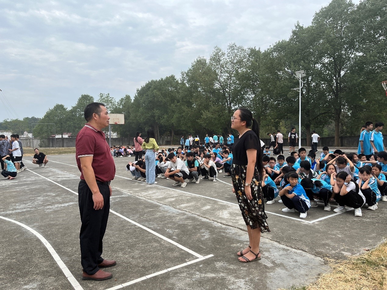 洞口县管竹中学开展消防疏散演练活动