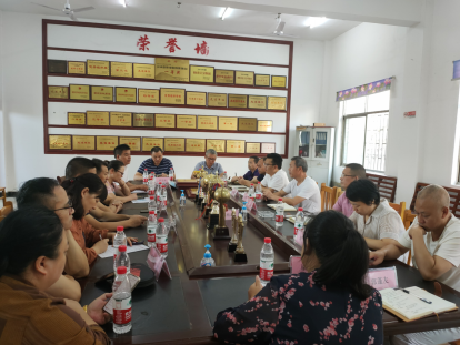 邵阳县霞塘云中学与县工业职中开展校际互助活动