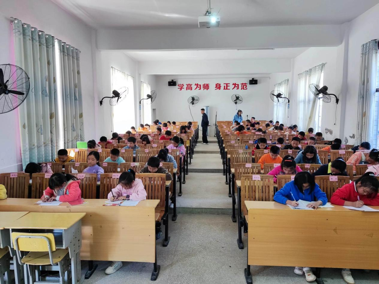 喜迎二十大：写好中国字，抒发爱国情。