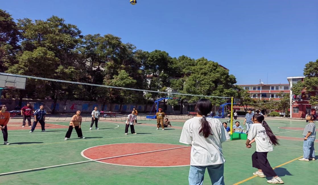 金称市镇中学2022年九年级女子排球赛圆满落幕