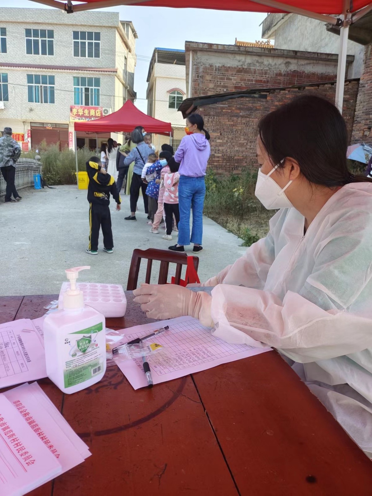 “疫”字当前  同心战“疫” 筑牢防线