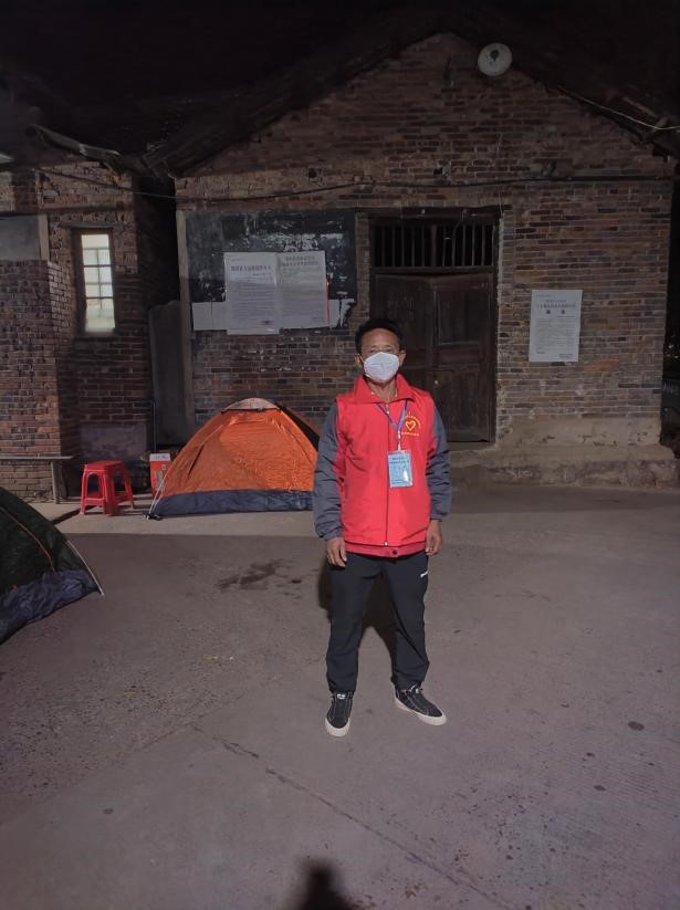 记霞塘云的校长们在抗疫一线