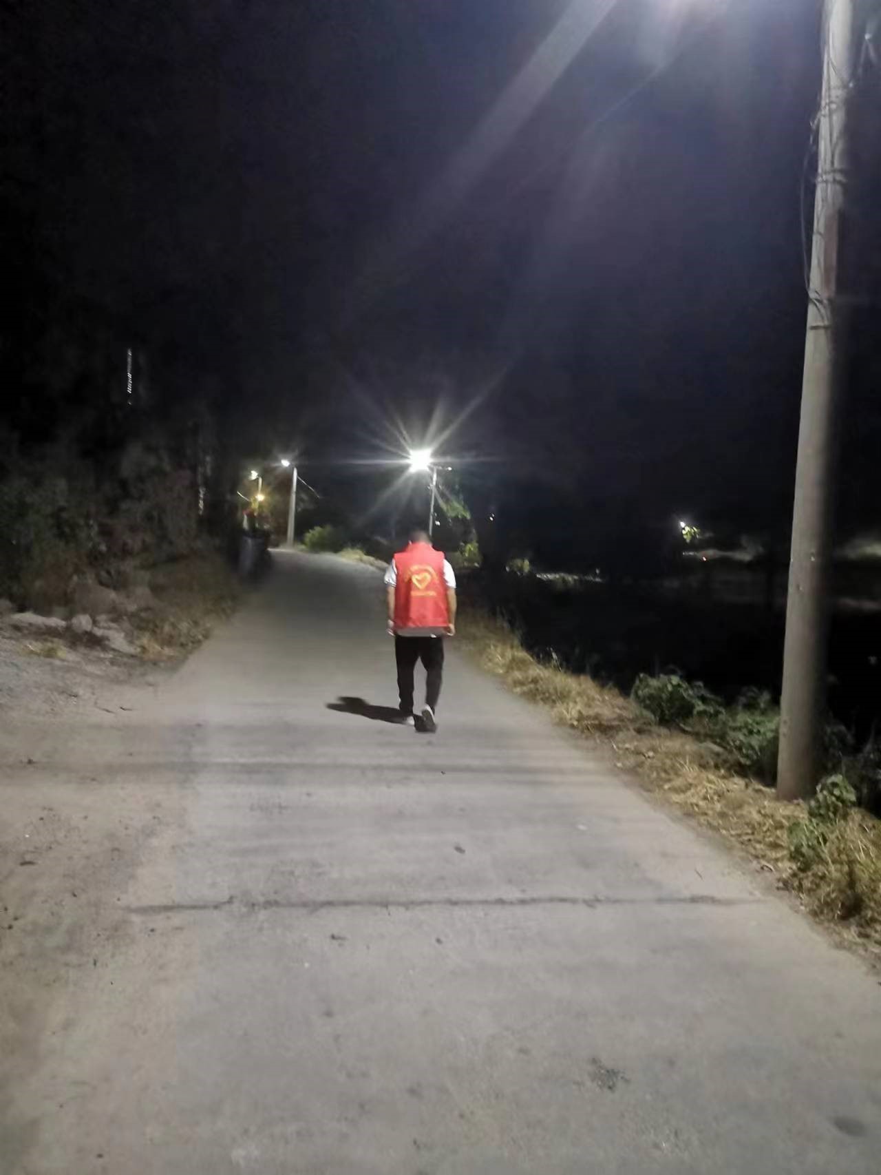 记霞塘云的校长们在抗疫一线