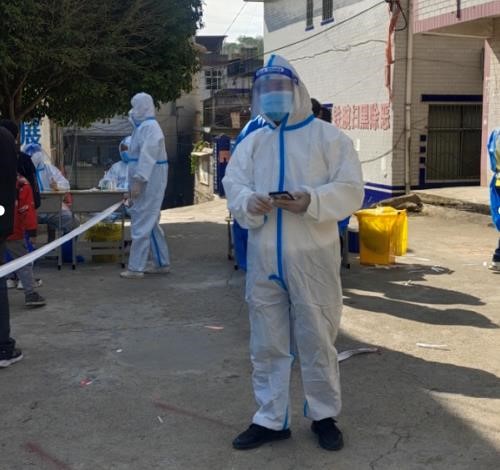 并肩战疫 、志愿同行--蔡桥乡小学联合支部志愿者  助力防疫攻坚战纪实