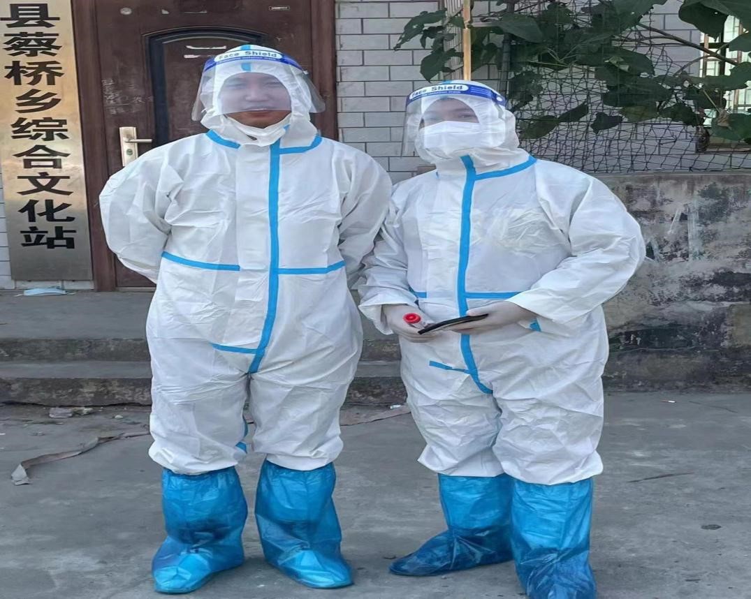 并肩战疫 、志愿同行--蔡桥乡小学联合支部志愿者  助力防疫攻坚战纪实