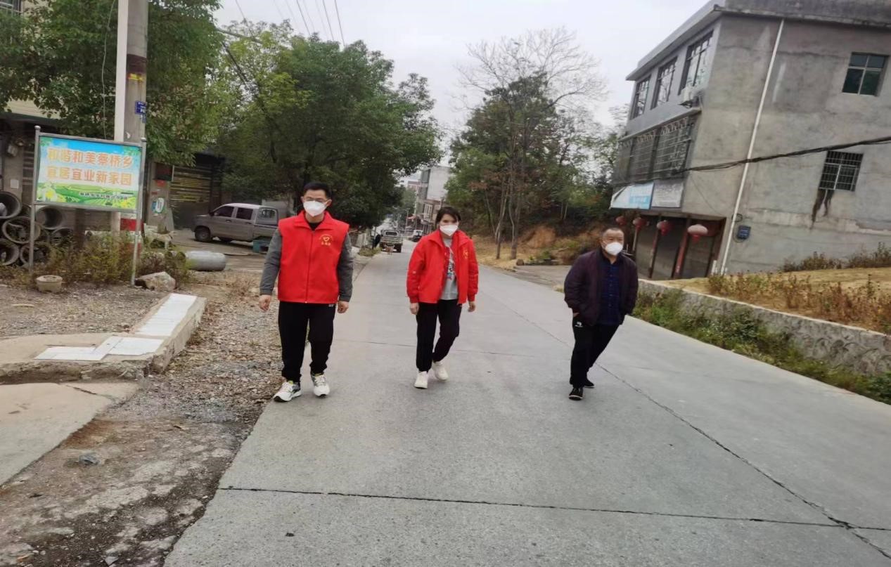 并肩战疫 、志愿同行--蔡桥乡小学联合支部志愿者  助力防疫攻坚战纪实