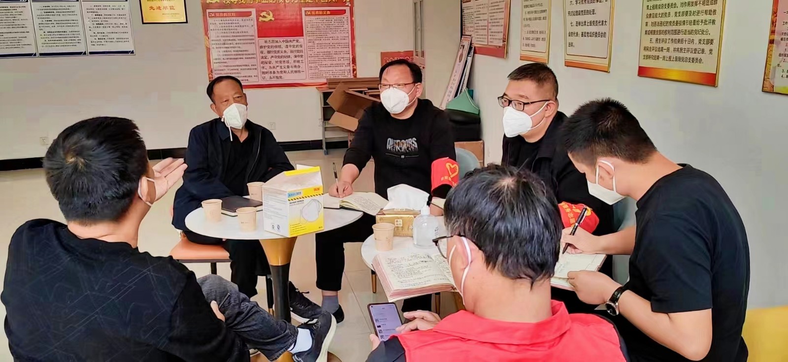 没有生而英勇，只有选择无畏