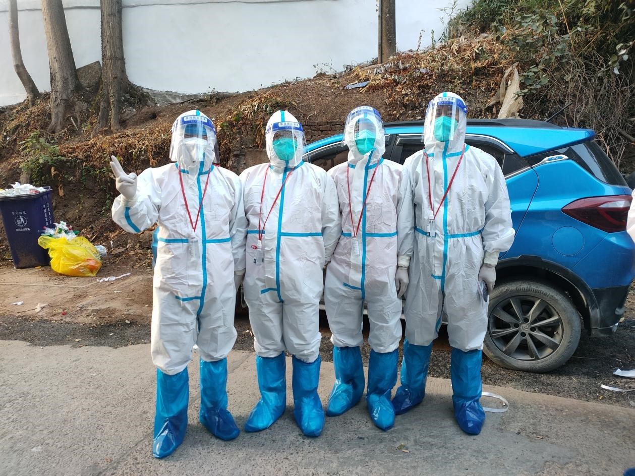 固守驻地，肩抗责任