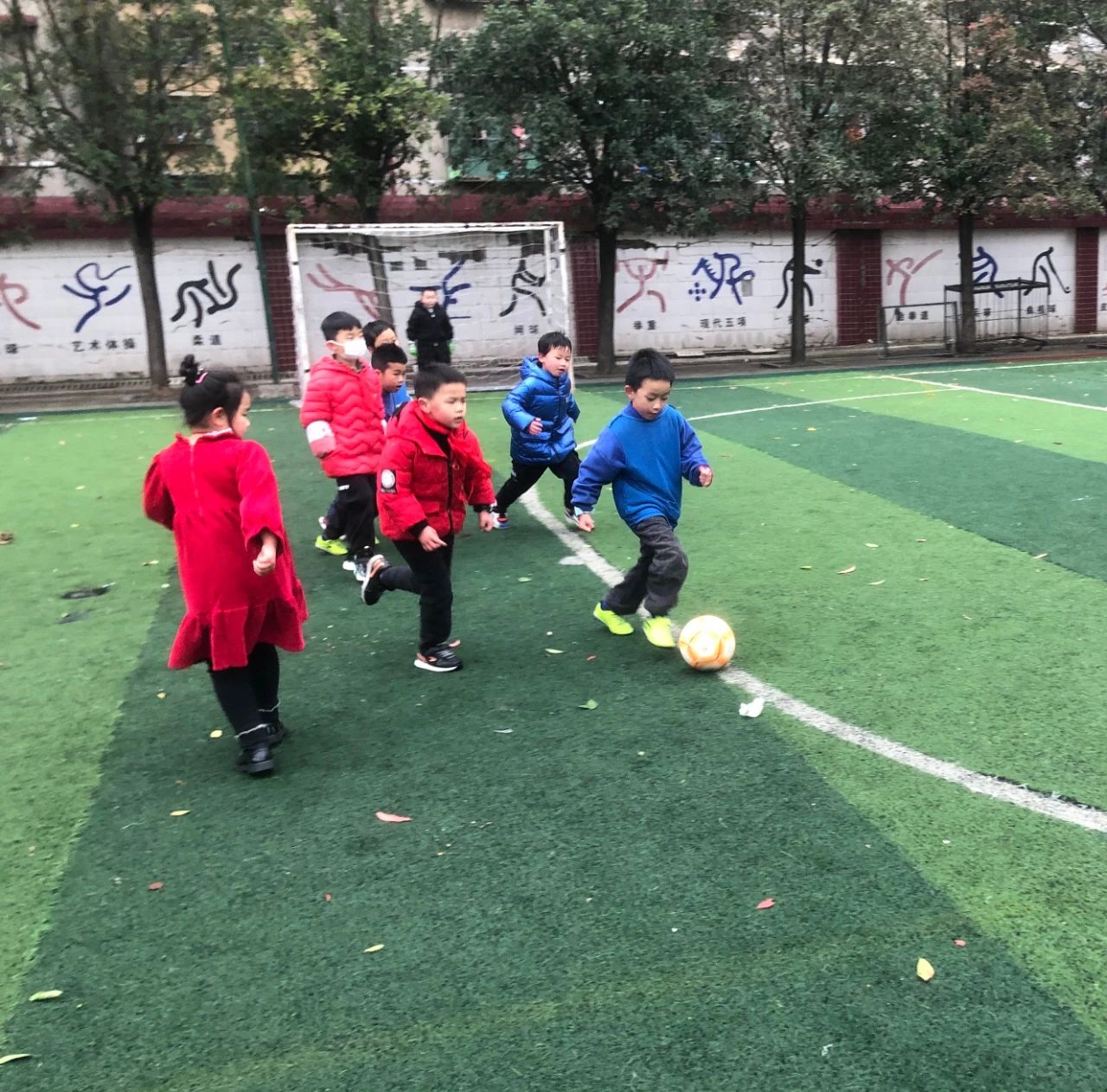 邵东四小“四有”杯班级足球赛第14日战报‖189班以不败战绩强势夺冠！