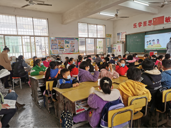 师徒结对传薪火，携手并进育芬芳