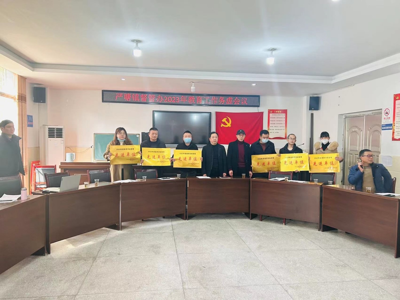 ​凝聚共识 笃行实干