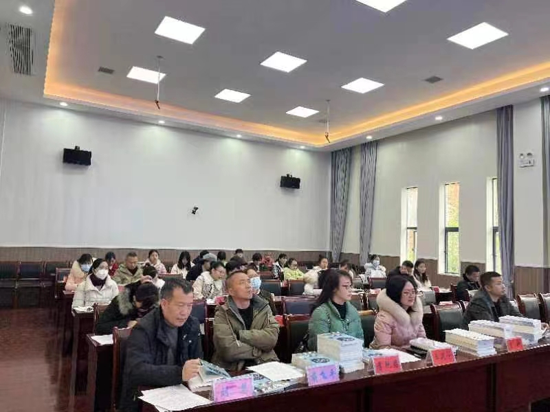 守护花蕊，助力成长