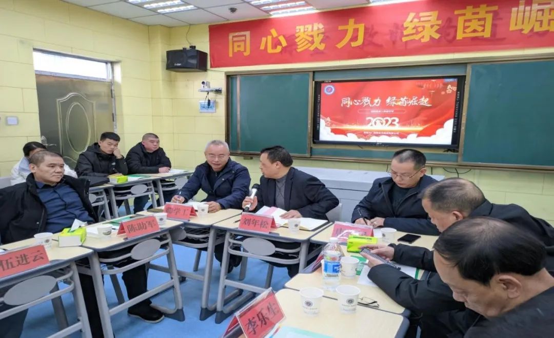 邵阳县首届中小学校园足球文化交流活动在七中顺利举行