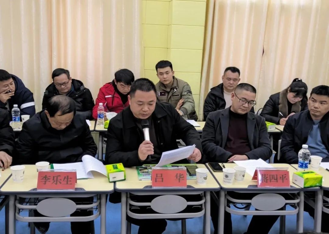 邵阳县首届中小学校园足球文化交流活动在七中顺利举行