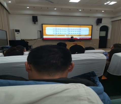 踏伟人足迹   寻他山之玉