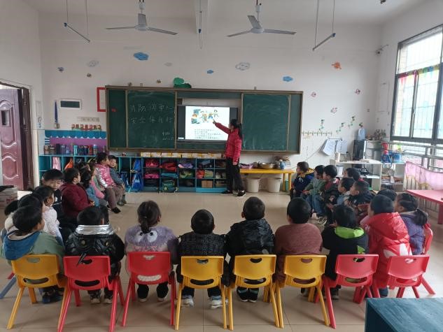 消防润童心,安全伴我行