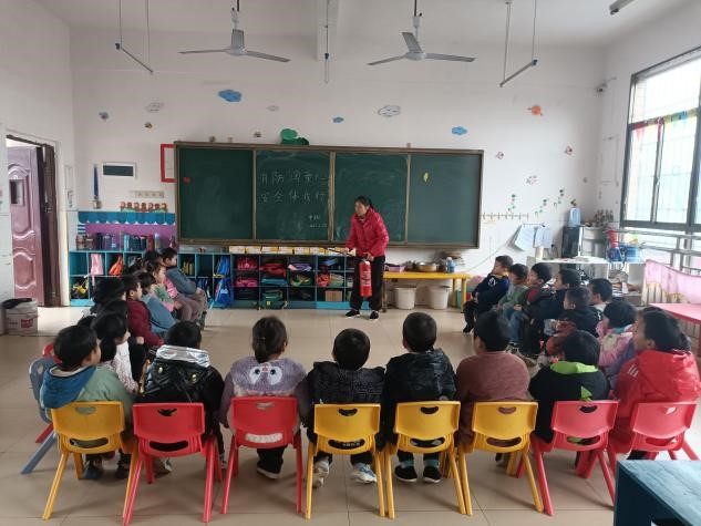 消防润童心,安全伴我行