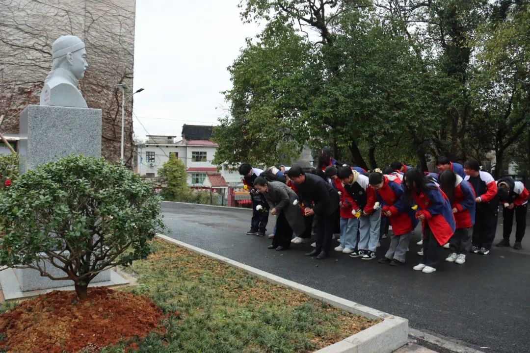 百年名校新邵县第二中学迎来建校121周年纪念日