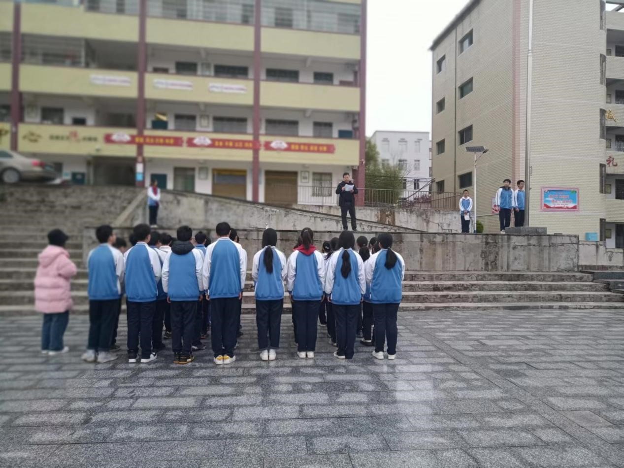 节俭养德，向美而行