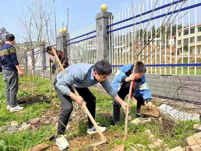 同耕梦想 共植希望