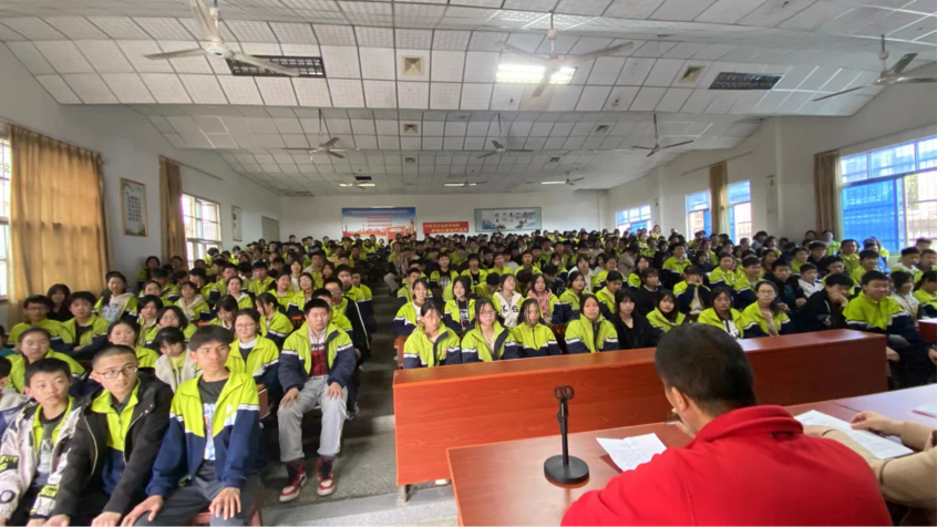 快乐劳动，传承美德