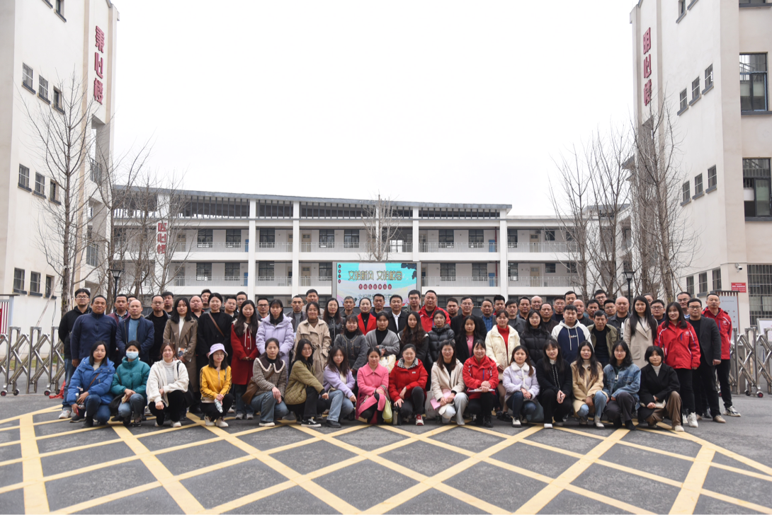 合作交流促发展，携手共进谱新篇