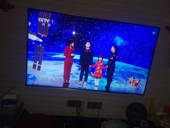 汲取榜样力量 践悟初心使命